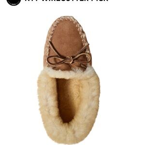 L.L. Bean Women’s Wicked Good Moccasins 7M